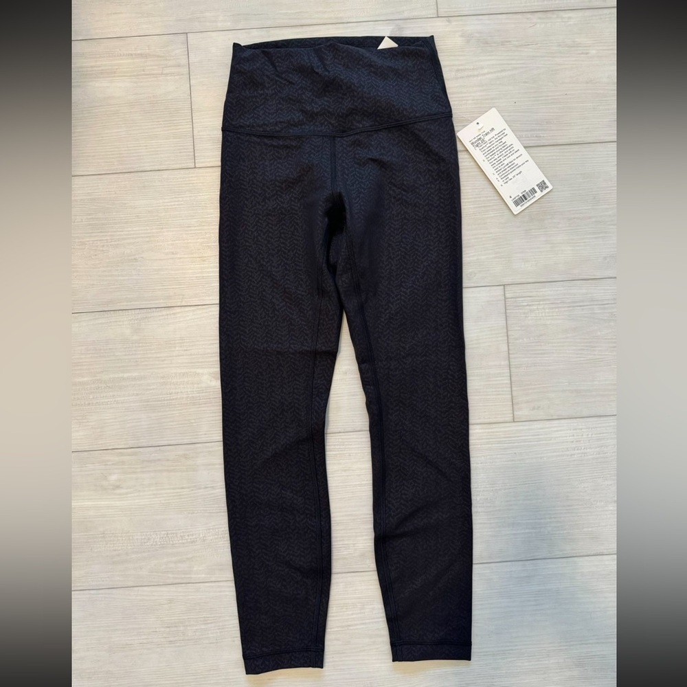 Brand New Lululemon Wunder Train High Rise Leggings 25”